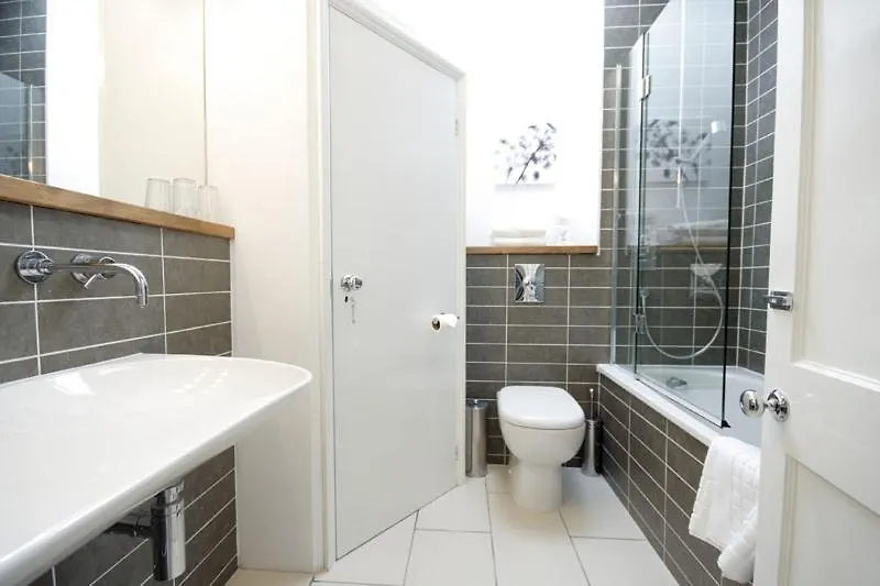 Bath View Apartments